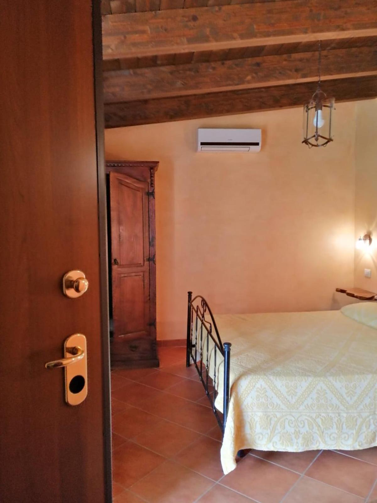 S'Alzolitta Hotel Magomadas Екстериор снимка